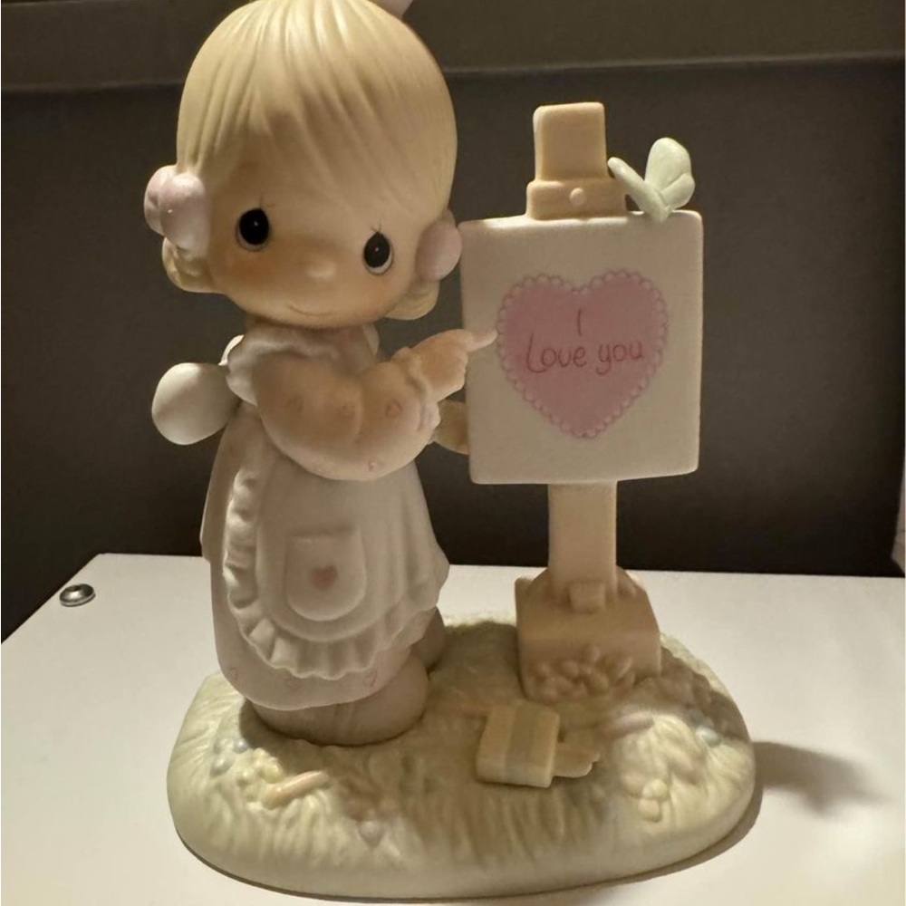 Retired girl loving you dear Valentine, precious moment figurine